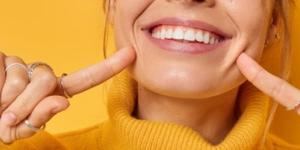 Domácí bělení zubů: jak na zářivý úsměv